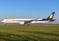 JETAIRWAYS_777-300_VT-JEQ_AMS_1118_JP_small1.jpg