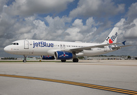 Filename=JETBLUE_A320_N586JB_FLL_1015_1_JP_small~0.jpg
Filesize=867KiB
Dimensions=1400x973
Date added=Jun 08, 2017 JETBLUE_A320_N586JB_FLL_1015_1_JP_small~0.jpg