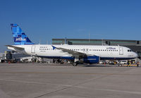 Filename=JETBLUE_A320_N608JB_JFK_1109_JP_small.jpg
Filesize=257KiB
Dimensions=1299x903
Date added=Oct 08, 2015 JETBLUE_A320_N608JB_JFK_1109_JP_small.jpg