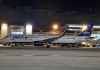 Filename=JETBLUE_A321_N991JT_MIA_1023_JP_small.jpg
Filesize=874KiB
Dimensions=1400x973
Date added=Nov 18, 2023 JETBLUE_A321_N991JT_MIA_1023_JP_small.jpg