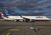 Filename=JETBLUE_E190_N337JB_JFK_0913_JP_small.jpg
Filesize=190KiB
Dimensions=1000x695
Date added=Oct 19, 2013 JETBLUE_E190_N337JB_JFK_0913_JP_small.jpg