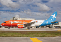 Filename=JETLINES_A320_C-GCJL_MIA_0124_JP_small.jpg
Filesize=871KiB
Dimensions=1400x973
Date added=Feb 01, 2024 JETLINES_A320_C-GCJL_MIA_0124_JP_small.jpg