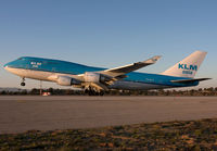 Filename=KLM-ASIA_747-400_PH-BFC_LAX_1109E_JP.jpg
Filesize=133KiB
Dimensions=1000x695
Date added=Jun 02, 2011 KLM-ASIA_747-400_PH-BFC_LAX_1109E_JP.jpg