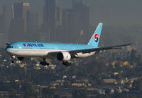 KOREAN_777-300_HL8209_LAX_1110_JP_small.jpg