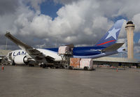 LANCARGO_777F_N774LA_MIA_0113_JP_small.jpg