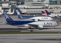 Filename=LANCARGO_777F_N776LA_MIA_0115B_JP_small.jpg
Filesize=776KiB
Dimensions=1400x973
Date added=Jun 12, 2017 LANCARGO_777F_N776LA_MIA_0115B_JP_small.jpg