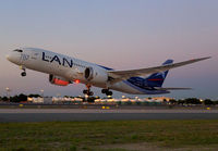 Filename=LAN_787_CC-BBA_JFK_0714Q_JP_small.jpg
Filesize=203KiB
Dimensions=1200x834
Date added=Oct 05, 2014 LAN_787_CC-BBA_JFK_0714Q_JP_small.jpg