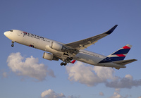 Filename=LATAM_767-300_CC-CXF_MIA_1019_3_JP_small.jpg
Filesize=546KiB
Dimensions=1400x973
Date added=May 28, 2020 LATAM_767-300_CC-CXF_MIA_1019_3_JP_small.jpg