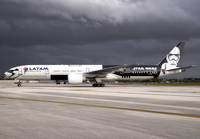 Filename=LATAM_777-300_PT-MUA_MIA_012T_JP_small.jpg
Filesize=893KiB
Dimensions=1400x973
Date added=Sep 10, 2021 LATAM_777-300_PT-MUA_MIA_012T_JP_small.jpg
