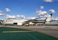 Filename=LATAM_777-300_PT-MUA_MIA_1023_JP__smallUPLOADED.jpg
Filesize=902KiB
Dimensions=1400x973
Date added=May 10, 2024 LATAM_777-300_PT-MUA_MIA_1023_JP__smallUPLOADED.jpg