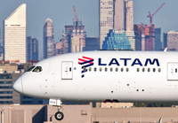 Filename=LATAM_787-9_CC-BGA_JFK_0919B_1_JP_small.jpg
Filesize=974KiB
Dimensions=1400x973
Date added=Oct 12, 2019 LATAM_787-9_CC-BGA_JFK_0919B_1_JP_small.jpg