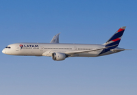 Filename=LATAM_787-9_CC-BGJ_JFK_0422_JP_small.jpg
Filesize=664KiB
Dimensions=1400x973
Date added=Feb 28, 2025 LATAM_787-9_CC-BGJ_JFK_0422_JP_small.jpg