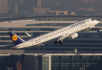 LUFTHANSAREGIONAL_E195_D-AECF_FRA_0315F_JP_small.jpg