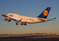 Filename=LUFTHANSA_747-400_D-ABVO_EWR_0913F_JP_small.jpg
Filesize=732KiB
Dimensions=1400x973
Date added=Jul 04, 2017 LUFTHANSA_747-400_D-ABVO_EWR_0913F_JP_small.jpg