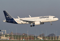 Filename=LUFTHANSA_A320NEO_D-AINK_AMS_1118_4_JP_small.jpg
Filesize=836KiB
Dimensions=1400x973
Date added=Nov 21, 2018 LUFTHANSA_A320NEO_D-AINK_AMS_1118_4_JP_small.jpg