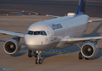 Filename=LUFTHANSA_A320_D-AIZB_DUS_1118_JP_small.jpg
Filesize=831KiB
Dimensions=1400x973
Date added=Apr 14, 2020 LUFTHANSA_A320_D-AIZB_DUS_1118_JP_small.jpg