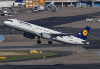 Filename=LUFTHANSA_A321_D-AIRR_FRA_1113_JP_small.jpg
Filesize=205KiB
Dimensions=1000x695
Date added=Dec 17, 2013 LUFTHANSA_A321_D-AIRR_FRA_1113_JP_small.jpg