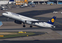 LUFTHANSA_A321_D-AIRR_FRA_1113_JP_small.jpg