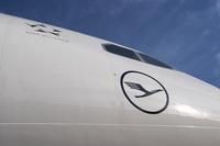 Filename=LUFTHANSA_A330-300_CLT_0805_JP_small.jpg
Filesize=654KiB
Dimensions=1400x934
Date added=Jul 15, 2017 LUFTHANSA_A330-300_CLT_0805_JP_small.jpg