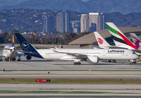 Filename=LUFTHANSA_A350-900_D-AIXI_LAX_1221_JP_small.jpg
Filesize=868KiB
Dimensions=1400x973
Date added=Dec 31, 2021 LUFTHANSA_A350-900_D-AIXI_LAX_1221_JP_small.jpg
