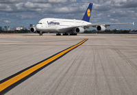 Filename=LUFTHANSA_A380_D-AIMD_MIA_1017_JP_small.jpg
Filesize=1026KiB
Dimensions=1400x973
Date added=Sep 16, 2018 LUFTHANSA_A380_D-AIMD_MIA_1017_JP_small.jpg
