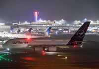 Filename=LUFTHANSA_A380_D-AIMD_SFO_1119_3_JP_small.jpg
Filesize=913KiB
Dimensions=1400x973
Date added=Nov 14, 2019 LUFTHANSA_A380_D-AIMD_SFO_1119_3_JP_small.jpg