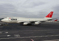 NORTHWEST_747-400_N671US_JFK_01.jpg