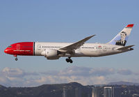 NORWEGIAN_787-8_LR-LNG_LAX_1115A_5_JP_small.jpg