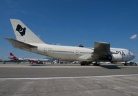 PIA_747-300_AP-BFY_JFK_0905E_JP_small.jpg