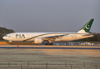 Filename=PIA_777-200_AP-BGK_NRT_0117A_JP_small.jpg
Filesize=983KiB
Dimensions=1400x973
Date added=May 17, 2018 PIA_777-200_AP-BGK_NRT_0117A_JP_small.jpg