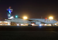 PIA_777LR_AP-BGY_JFK_0412small.jpg