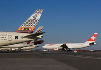 Filename=PIA_QATAR_ETIHAD_SWISS_JFK_0409_JP_small.jpg
Filesize=168KiB
Dimensions=1000x695
Date added=Nov 28, 2012 PIA_QATAR_ETIHAD_SWISS_JFK_0409_JP_small.jpg