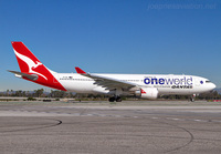 Filename=QANTAS_A330-200_VH-EBL_LAX_1110B_JP_small.jpg
Filesize=805KiB
Dimensions=1400x973
Date added=Jun 25, 2018 QANTAS_A330-200_VH-EBL_LAX_1110B_JP_small.jpg