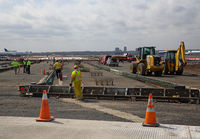 Filename=RUNWAY22R_EWR_414_JP_small.jpg
Filesize=265KiB
Dimensions=1000x695
Date added=Jul 12, 2014 RUNWAY22R_EWR_414_JP_small.jpg