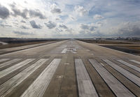 Filename=RUNWAY27R_ATL_0315D_JP_small.jpg
Filesize=327KiB
Dimensions=1299x903
Date added=Mar 21, 2015 RUNWAY27R_ATL_0315D_JP_small.jpg