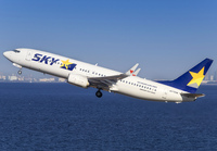 SKY_737-800_JA73NN_HND_0224_3_jP_small.jpg