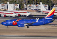 SOUTHWEST_737-700_N409WN_LAS_1123_JP_small.jpg