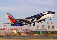 SOUTHWEST_737-700_N715SW_EWR_0914B_JP_small.jpg