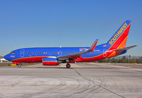 SOUTHWEST_737-700_N929WN_LAX_1109_JP_small.jpg