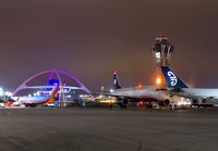 SOUTHWEST_USAIRWAYS_AIRNZ_LAX_1110_JP_small.jpg