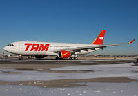 Filename=TAM_A330-200_PT-MVN_JFK_0210_JP_small.jpg
Filesize=157KiB
Dimensions=1000x695
Date added=Nov 20, 2012 TAM_A330-200_PT-MVN_JFK_0210_JP_small.jpg