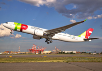 Filename=TAP_A330NEO_CS-TUF_EWR_0719_17_JP_small.jpg
Filesize=1031KiB
Dimensions=1400x973
Date added=Jul 30, 2019 TAP_A330NEO_CS-TUF_EWR_0719_17_JP_small.jpg