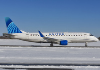 UNITEDEXPRESS_E175_CLT_0226_JP_small.jpg