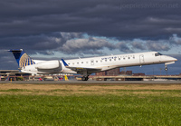 UNITEDEXPRESS_EMB145_N14177_EWR_1018_6_JP_small.jpg