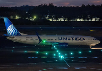 UNITED_737-800_N73270_NRT_0224_JP_small.jpg