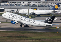 Filename=UNITED_747-400_N121UA_FRA_1112F_JP_small.jpg
Filesize=979KiB
Dimensions=1400x973
Date added=Jul 23, 2017 UNITED_747-400_N121UA_FRA_1112F_JP_small.jpg