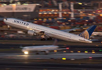 UNITED_767-400_N67058_EWR_0913_JP_small.jpg