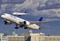 UNITED_787-9_N26960_LAX_1221_2_JP_small.jpg