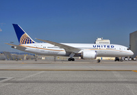 UNITED_787_N27903_LAX_0213ZA_JP_small1.jpg