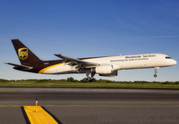 UPS_757-200F_N458UP_JFK_0916_1_JP_small.jpg